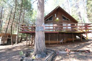 4458 String Canyon Rd, Omo Ranch, CA 95684-9305
