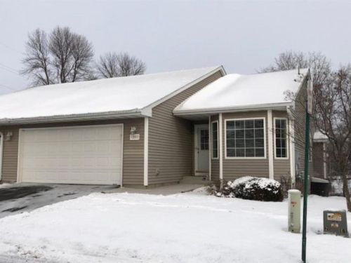1307 Oriole Dr, Minnetrista, MN 55387