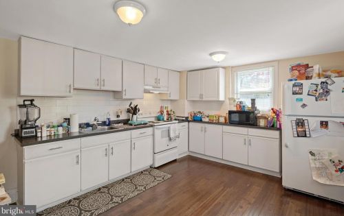 542 Orange St, Lancaster PA  17603-3669 exterior