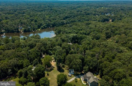 575 Riverview Rd, Riviera Beach, MD 21122-2124