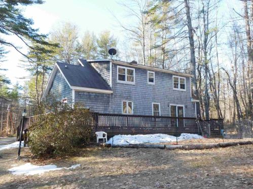 11 Fisher Rd, Wakefield, NH 03830-3260