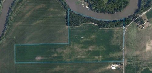 6833 3500s Rd, Saint Anne, IL 60964-4052