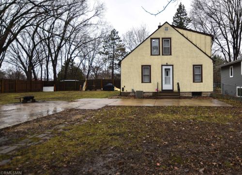 2468 Germain St, Saint Paul MN  55109-2009 exterior