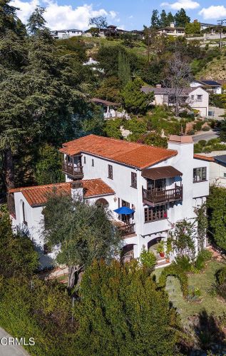 1408 Cordova Ave, Glendale CA  91207-1532 exterior