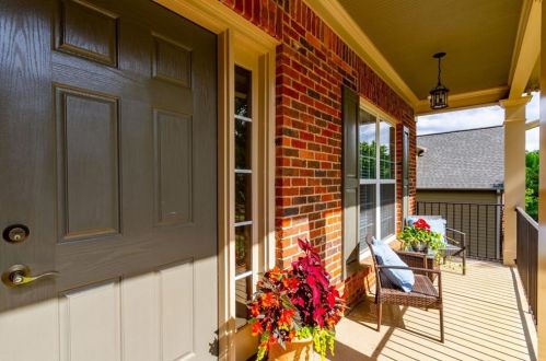 1038 Boxwood Ln, Holly Springs, GA 30114-4345