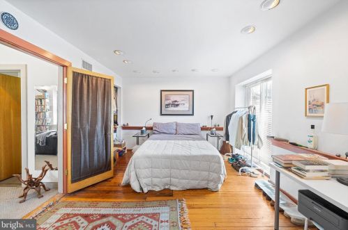 3961 Baltimore Ave, Philadelphia PA 19143-2623 exterior