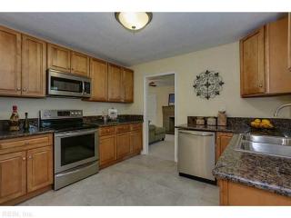 1128 Valmire Dr, Chesapeake, VA 23320-4732