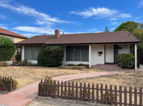 16406 La Chiquita Ave, Los Gatos, CA 95032-4613