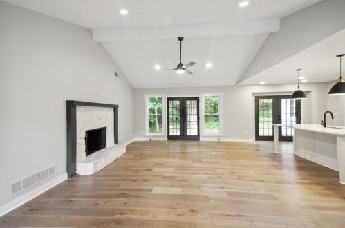 2067 Old Forge Way, Marietta GA  30068-1516 exterior