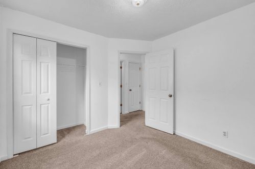 5892 Grn Mdw Way, Rex GA 30273-1163 exterior