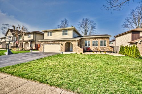 1128 Mare Barn Ln, Addison, IL 60101-1132