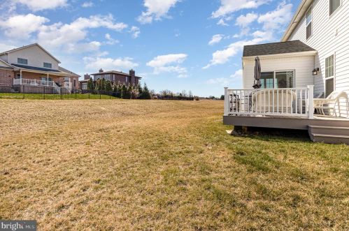 2313 Palomino Rd, York PA  17315 exterior