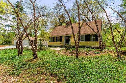 307 Burns Hill Rd, Wilton, NH 03086-5116