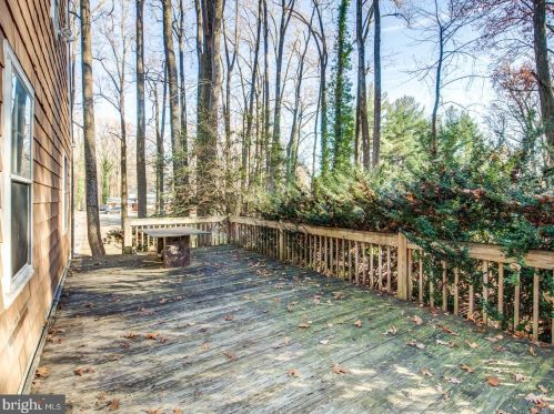 12500 Meadowood Dr, Silver Spring MD 20904-2928 exterior