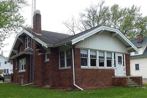 523 Joliet St, Crown Point IN  46307-4600 exterior