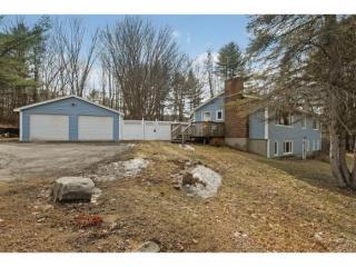 18 Westview Dr, Belmont, NH 03220-3144