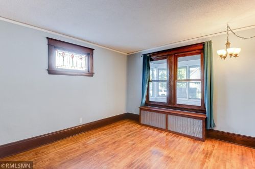 946 Cook Ave, Saint Paul MN  55106-3235 exterior