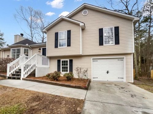 111 Meadowbrook Ln, Carrollton, GA 30117-4504
