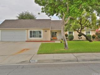 950 Martin St, Rialto, CA 92376-3971