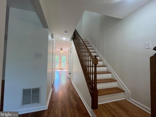 6140 Good Hunters Ride, Columbia MD  21045-4068 exterior