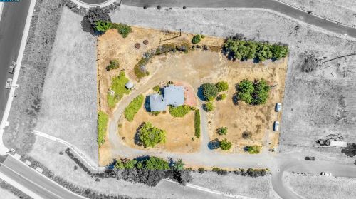 29200 Bodega St, Hayward, CA 94544-6709