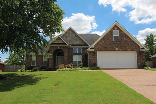 24 Small Oak Dr, Three Way, TN 38343-8644
