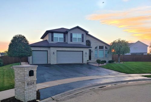 6104 Summer Crest Ct, Joliet, IL 60431-5345