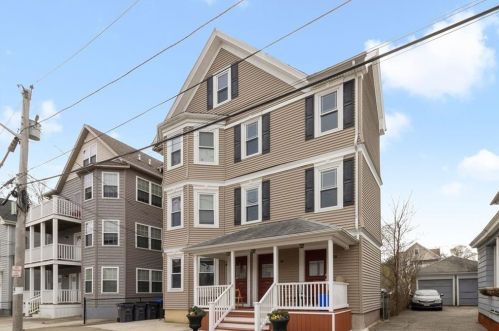 26 Spencer St, Providence, RI 02909-1617
