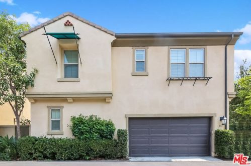 154 Pathway, Irvine CA  92618-8846 exterior