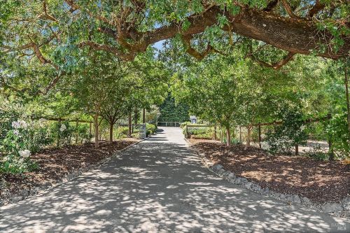 4200 Green Valley School Rd, Sebastopol, CA 95472-9712