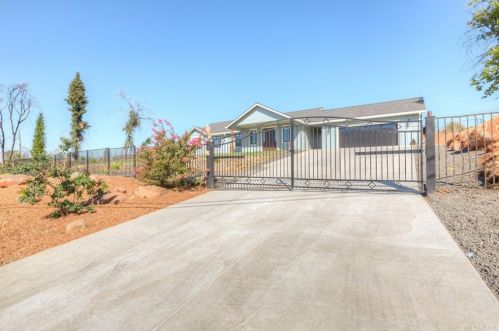 340 Circlewood Dr, Paradise, CA 95969-5709