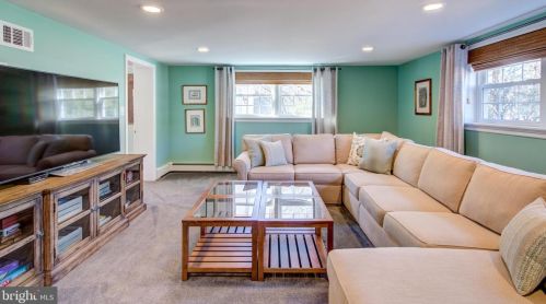 77 Westerly Rd, Princeton NJ 08540-2628 exterior