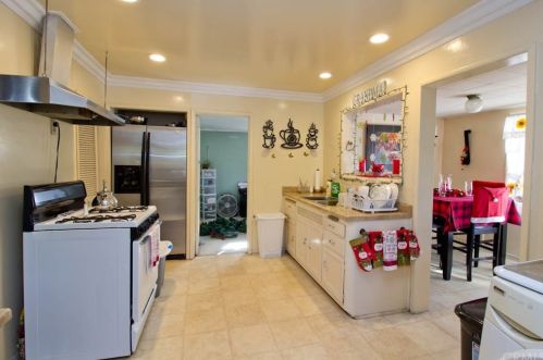 6717 Pickering Ave, Whittier CA 90601-3333 exterior