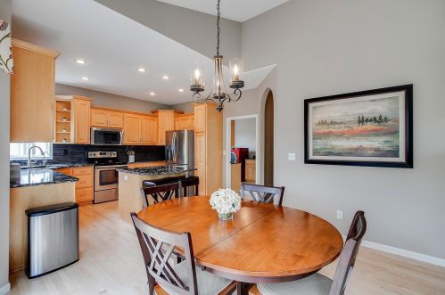 851 Heron Ave, Saint Paul MN  55128-5343 exterior