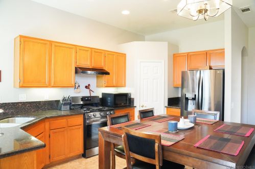 7930 Linares Ave, Riverside, CA 92509-0150