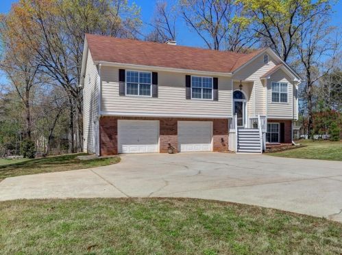 5570 Lakeshore Rd, Buford, GA 30518-1316