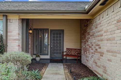 917 Willow Creek Dr, Morgans Point, TX 77571-2707