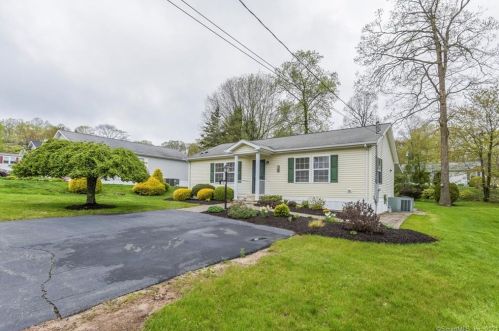 15 Beechwood Rd, Deep River, CT 06419-1201