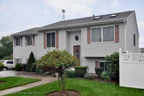 8 Union Ave, Providence, RI 02904-5219
