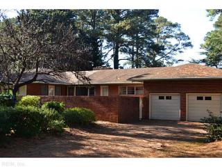 2818 Acres Rd, Portsmouth, VA 23703-4800