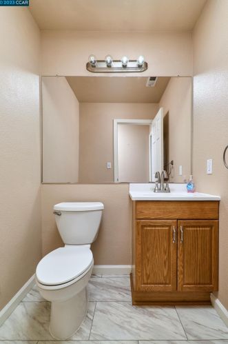 2845 Parkway Dr, Pacheco, CA 94553-3484