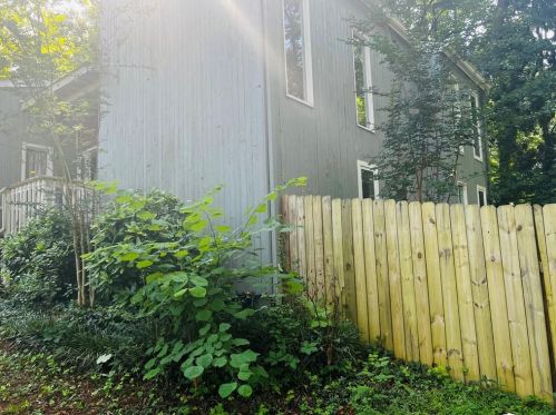 1434 Hidden Hills Pkwy, Stone Mountain, GA 30088-3121