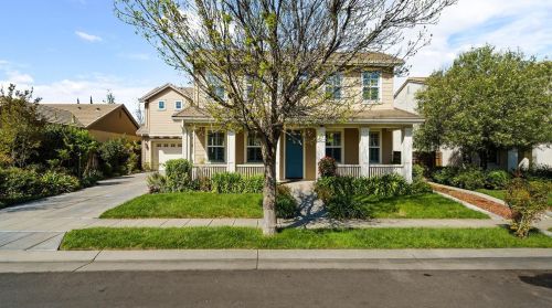 865 Amor St, Tracy, CA 95391-2048