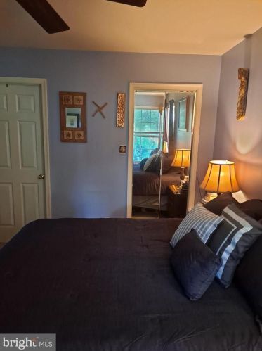 100 Chestnut Ave, Camden NJ  08107-2207 exterior