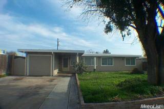 316 California Ave, Manteca, CA 95336-5902