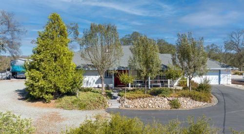 8175 Orielly St, Valley Springs, CA 95252-9130