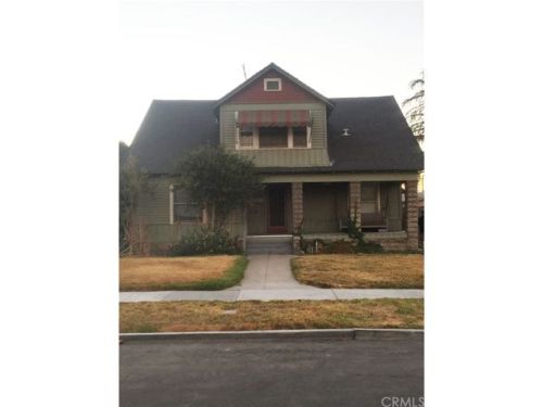 626 9th St, Colton, CA 92324-2807