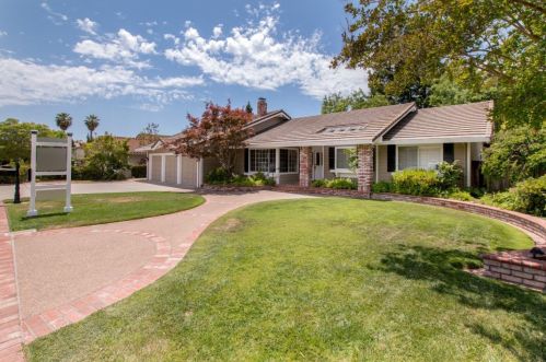 3388 Royal Meadow Ln, San Jose, CA 95135-1625