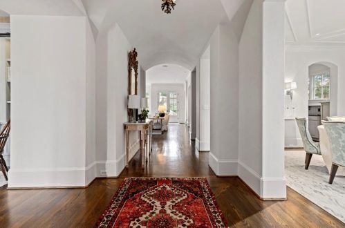 395 Beverly Rd, Atlanta GA  30309-2728 exterior