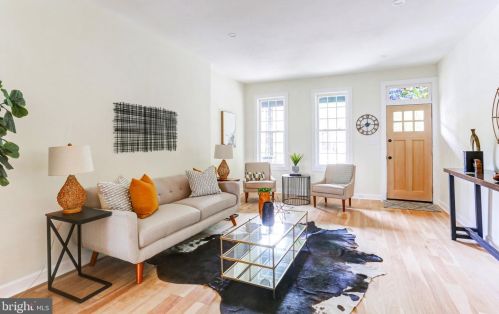 241 Elm St, Lancaster PA  17603-3445 exterior